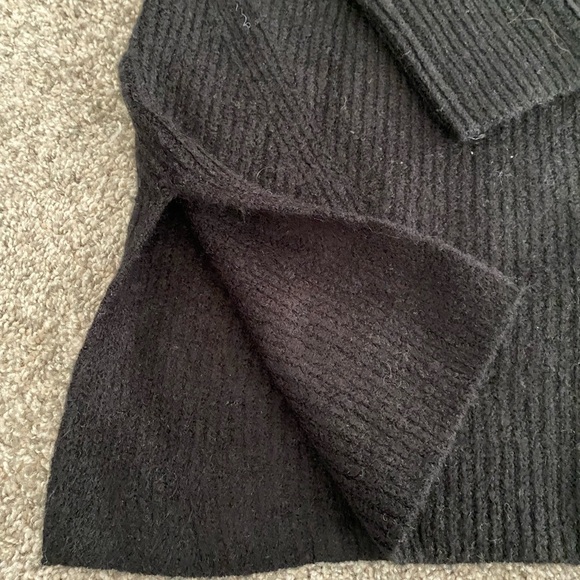 Old Navy Oversized Black large Sweater - Picture 5 of 5